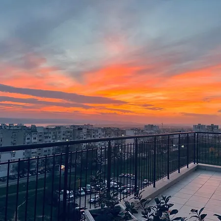 Vyara 56 公寓 瓦爾納