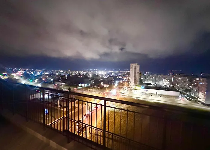 Vyara 56 * 瓦爾納